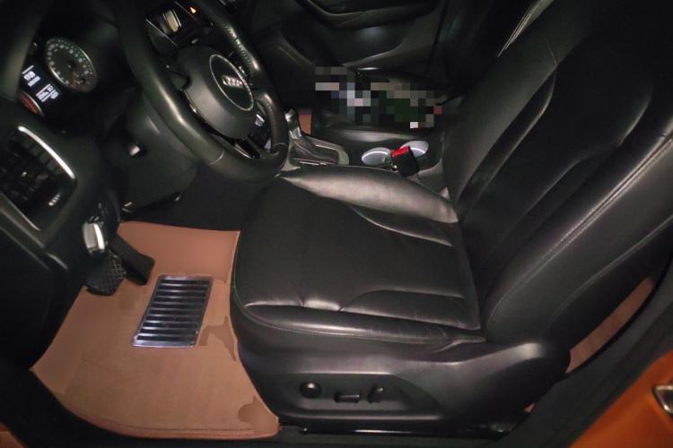 Used Audi Q3 2015 35 TFSI Comfort Model Left Front Seat
