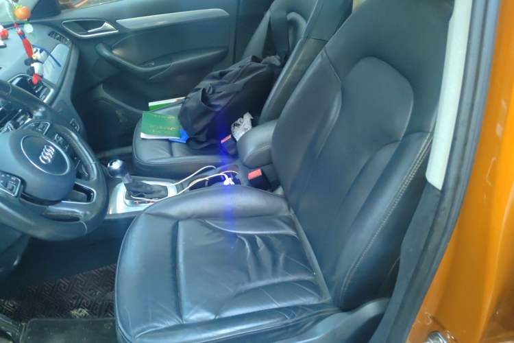 Used Audi Q3 2015 35 TFSI Ambition Edition Left Front Seat