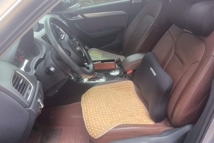 Used Audi Q3 2015 35 TFSI quattro Comfort model Left Front Seat