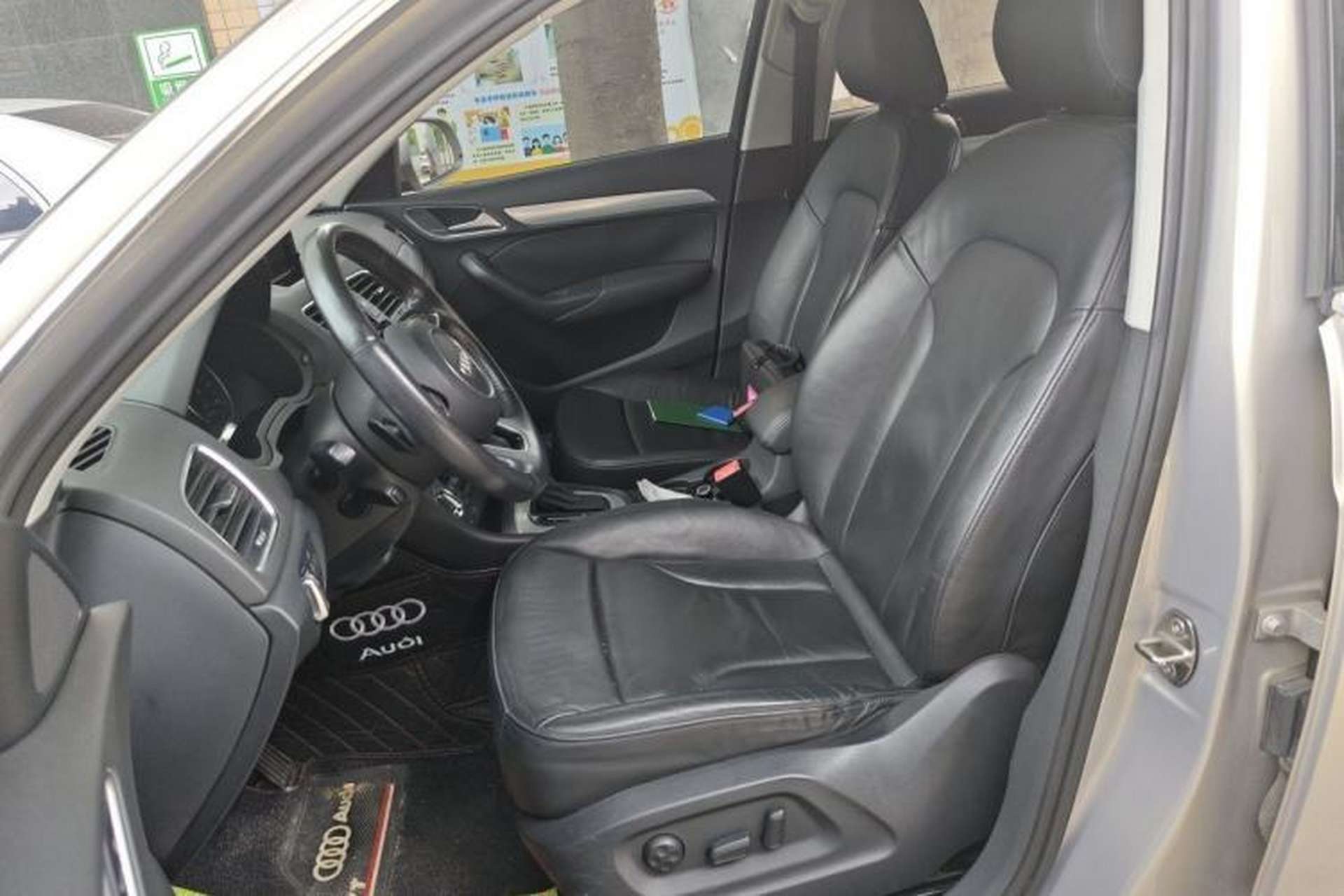 Used Audi Q3 2015 35 TFSI Ambition Edition Left Front Seat