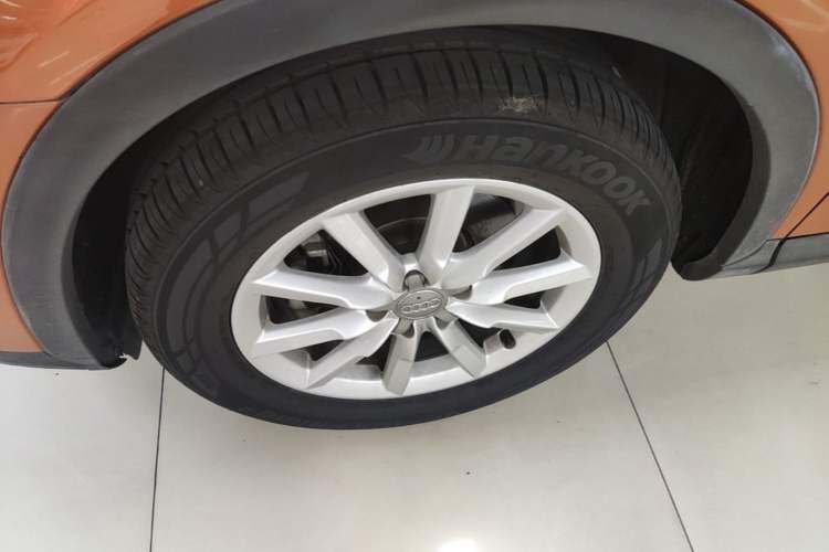 Used Audi Q3 2015 35 TFSI Millionth Anniversary Intelligent Edition Left Front Wheel Hub