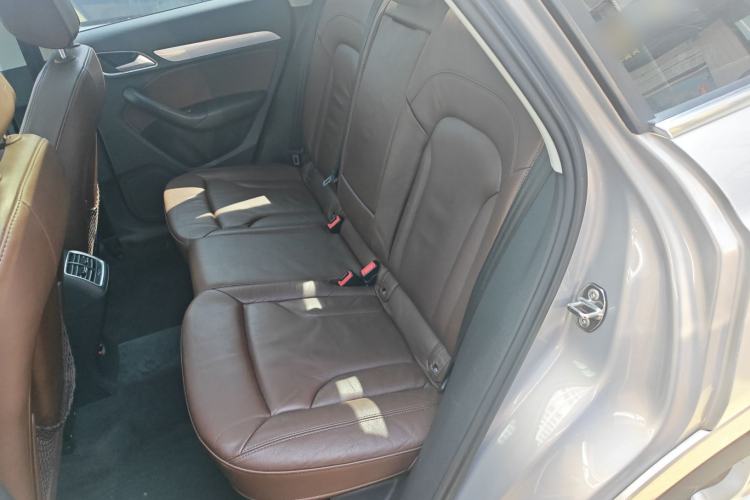 Used Audi Q3 2015 30 TFSI Comfort Model Left Rear Seat