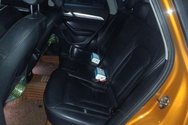 Used Audi Q3 2015 35 TFSI Comfort Model Left Rear Seat