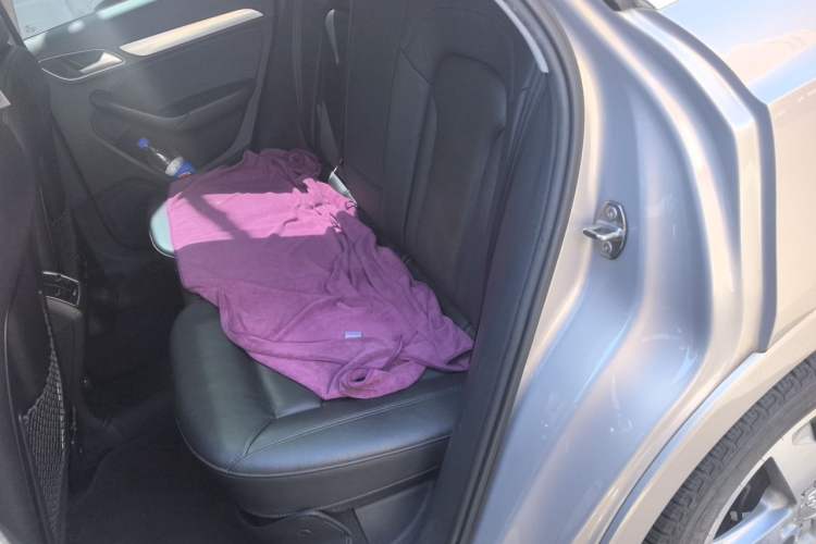 Used Audi Q3 2015 35 TFSI quattro Luxury Edition Left Rear Seat