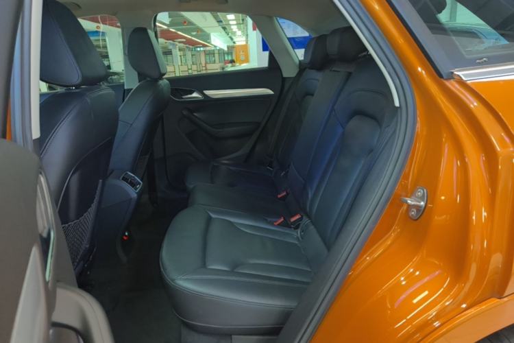 Used Audi Q3 2015 35 TFSI Comfort Model Left Rear Seat