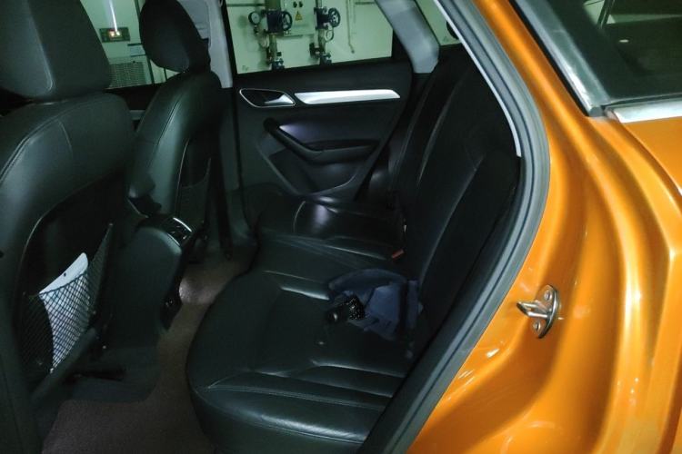 Used Audi Q3 2015 35 TFSI Comfort Model Left Rear Seat