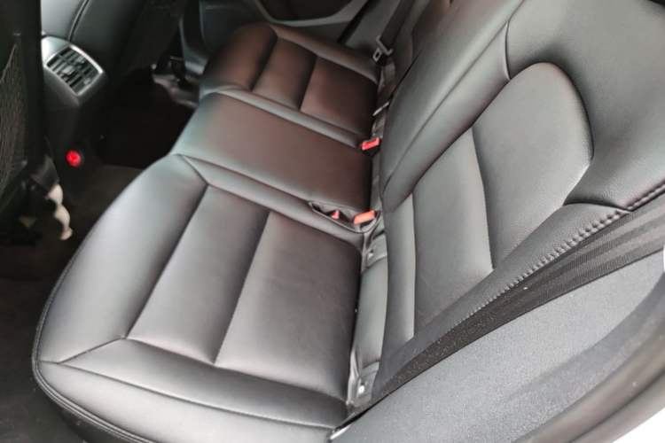 Used Audi Q3 2015 35 TFSI Ambition Edition Left Rear Seat