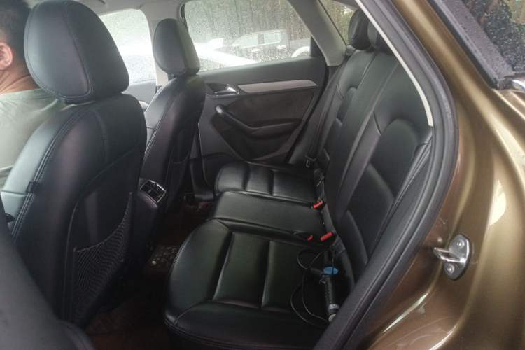 Used Audi Q3 2015 35 TFSI Ambition Edition Left Rear Seat
