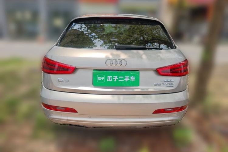 Used Audi Q3 2015 35 TFSI quattro Comfort model Rear