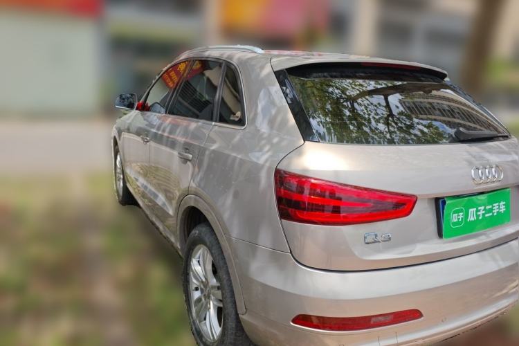 Used Audi Q3 2015 35 TFSI quattro Comfort model Rear Left 45 Deg