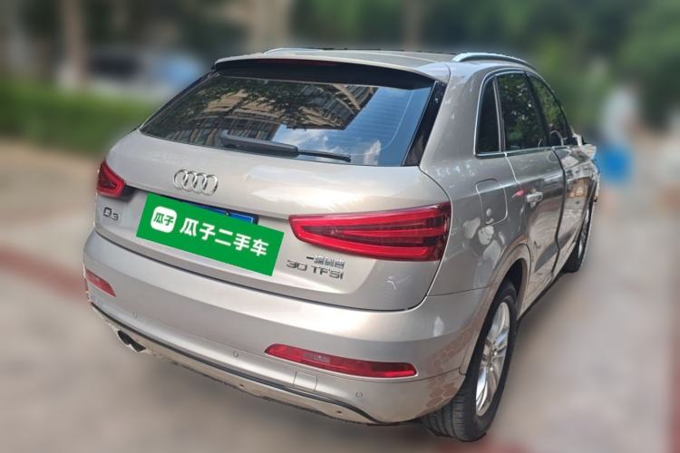 Used Audi Q3 2015 30 TFSI Comfort Model Rear Right 45 Deg