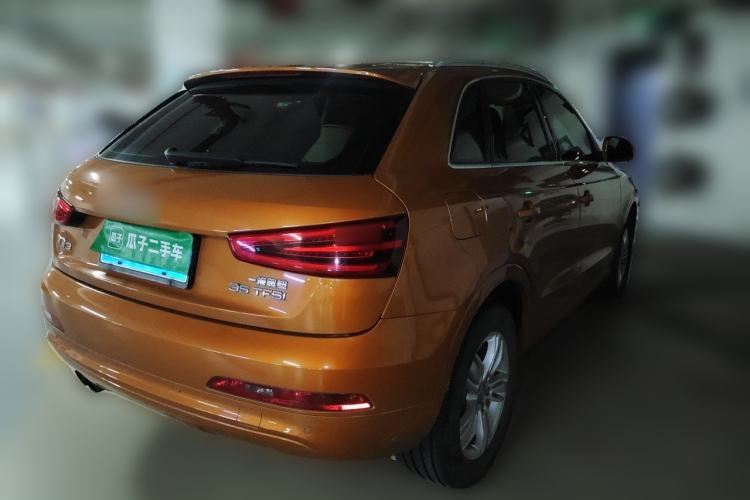 Used Audi Q3 2015 35 TFSI Comfort Model Rear Right 45 Deg
