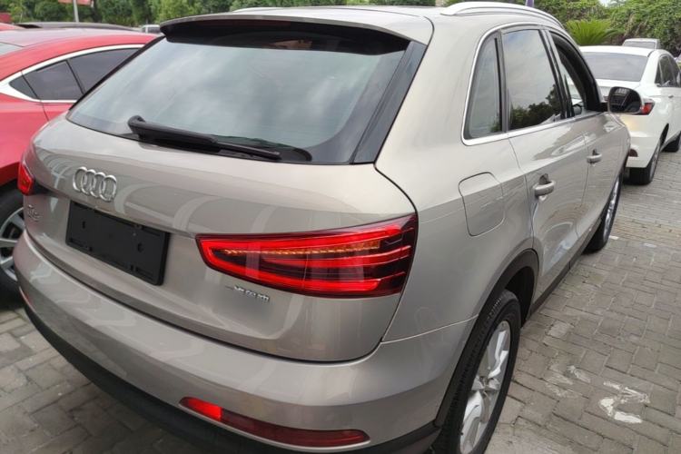 Used Audi Q3 2015 35 TFSI Ambition Edition Rear Right 45 Deg
