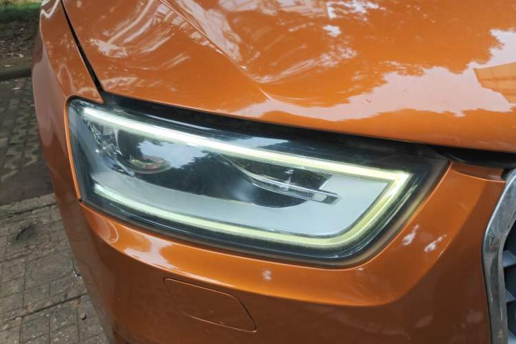 Used Audi Q3 2015 35 TFSI Comfort Model Right Front Headlight