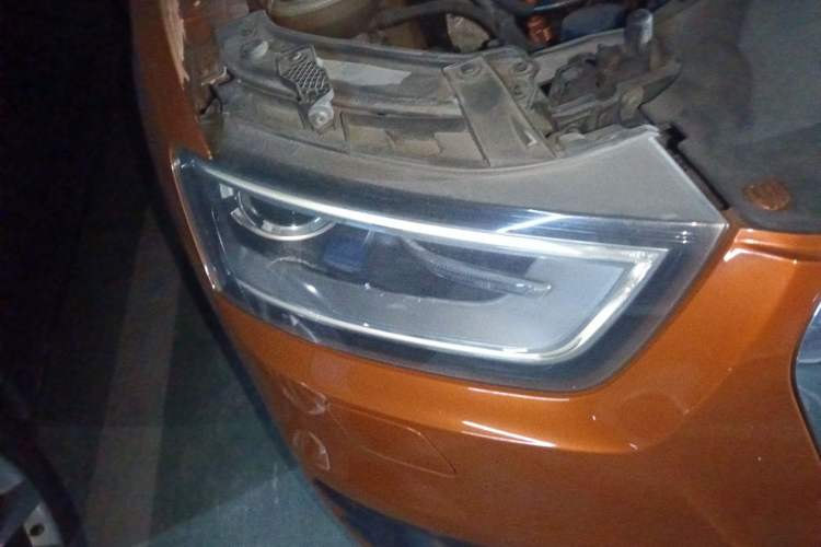 Used Audi Q3 2015 35 TFSI Comfort Model Right Front Headlight