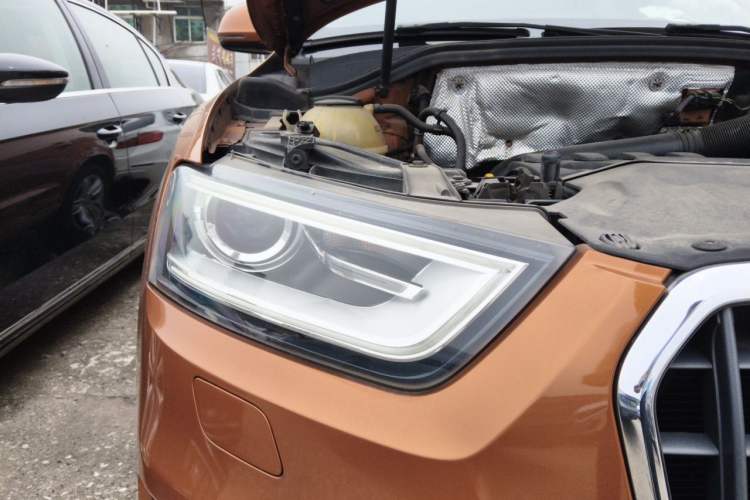 Used Audi Q3 2015 35 TFSI quattro Technology Edition Right Front Headlight