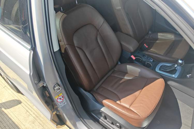 Used Audi Q3 2015 30 TFSI Comfort Model Right Front Seat