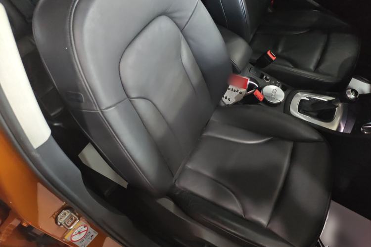 Used Audi Q3 2015 35 TFSI quattro Technology Edition Right Front Seat