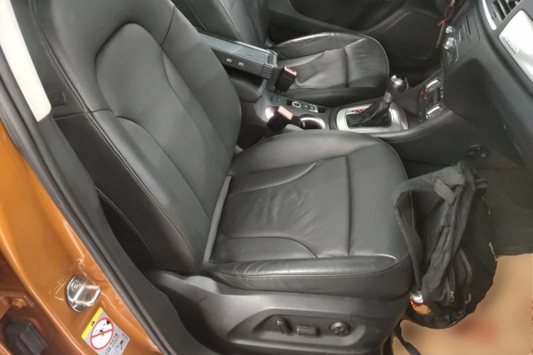 Used Audi Q3 2015 35 TFSI quattro Technology Edition Right Front Seat
