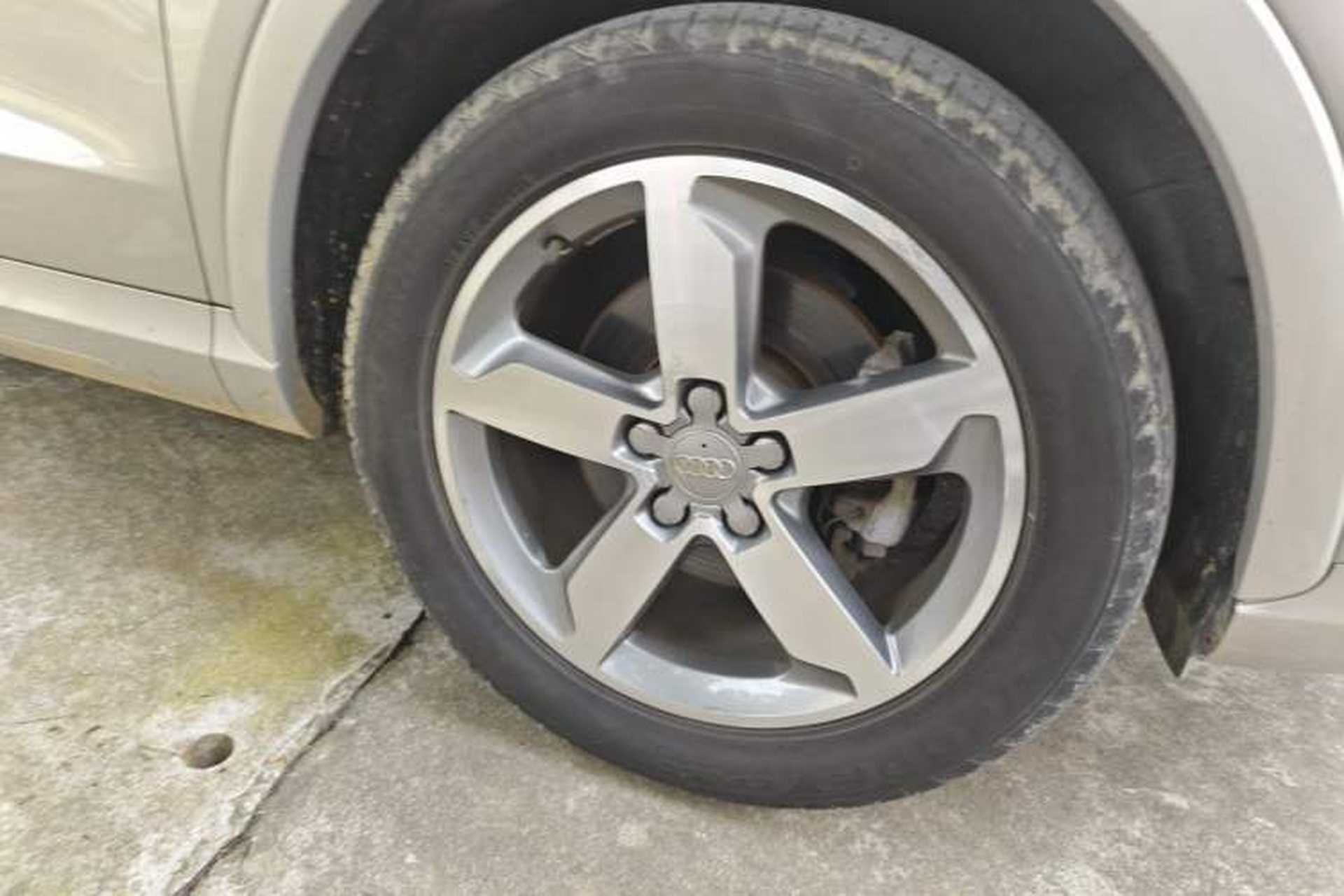 Used Audi Q3 2015 35 TFSI Ambition Edition Right Front Wheel Hub