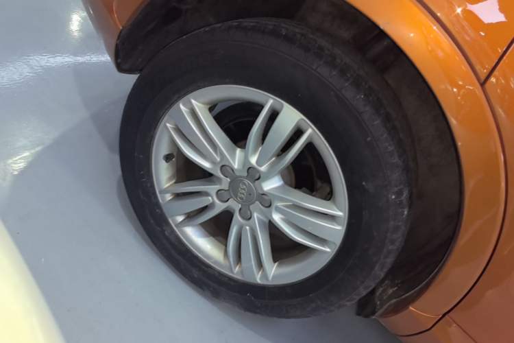 Used Audi Q3 2015 35 TFSI quattro Technology Edition Right Rear Wheel Hub