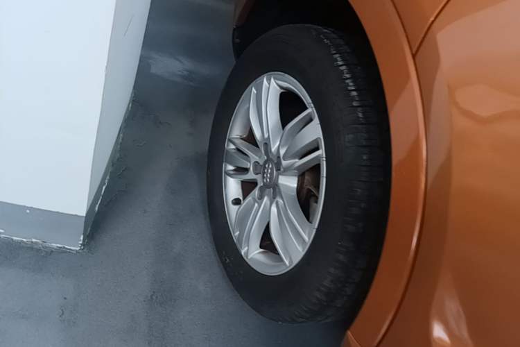 Used Audi Q3 2015 35 TFSI quattro Technology Edition Right Rear Wheel Hub