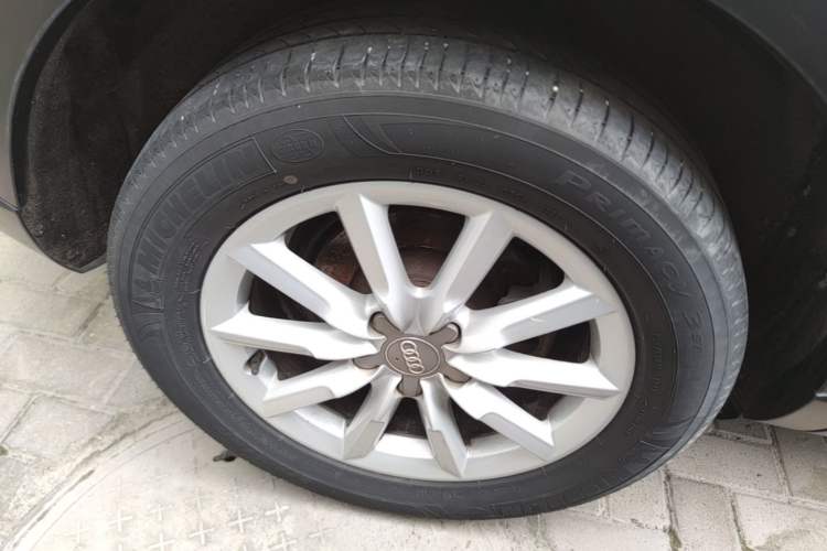 Used Audi Q3 2015 35 TFSI Ambition Edition Right Rear Wheel Hub