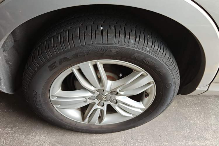 Used Audi Q3 2015 35 TFSI quattro Technology Edition Right Rear Wheel Hub