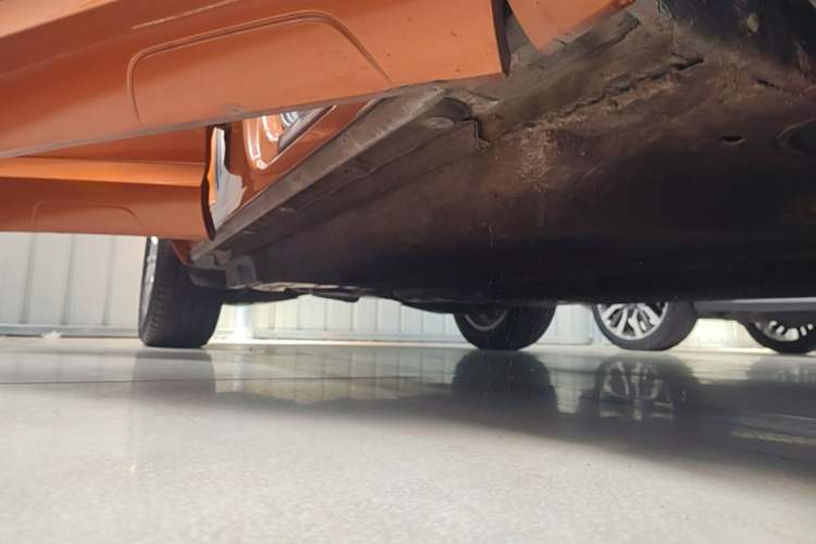 Used Audi Q3 2015 30 TFSI Comfort Model Right Side Sill