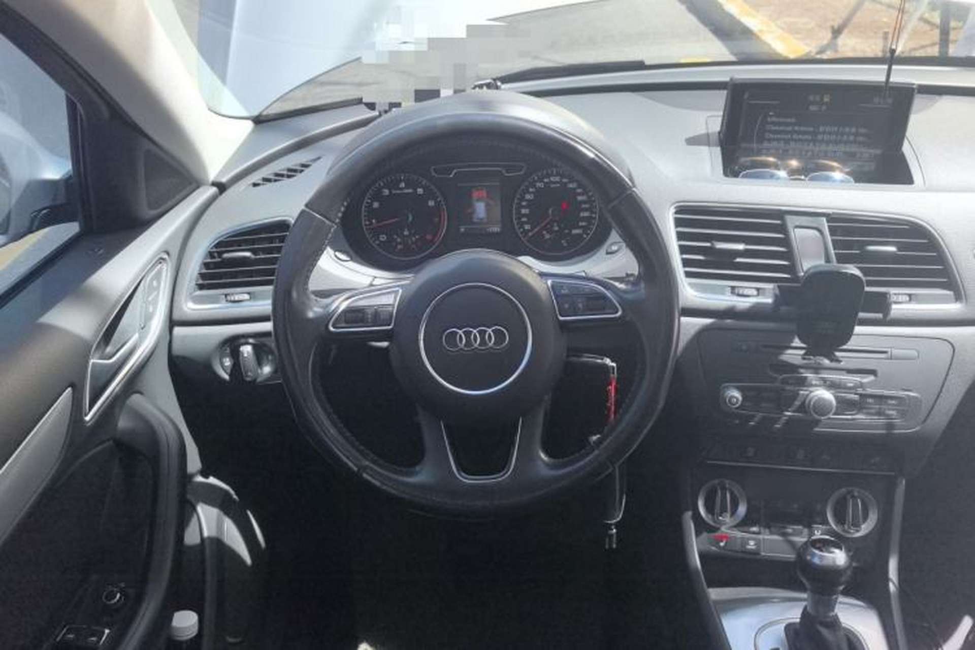 Used Audi Q3 2015 35 TFSI quattro Luxury Edition Steering Wheel
