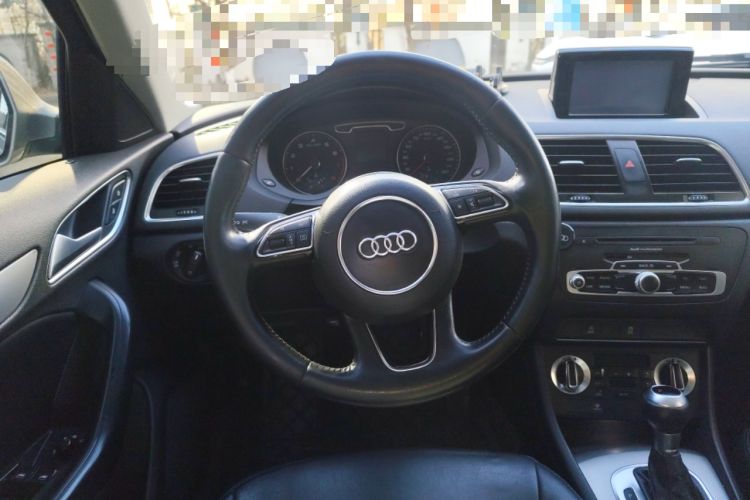 Used Audi Q3 2015 30 TFSI Ambition Edition Steering Wheel