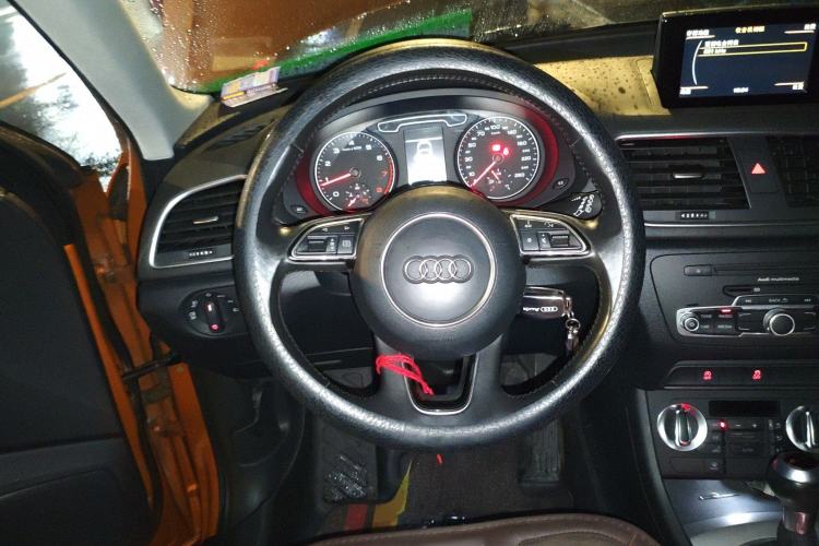 Used Audi Q3 2015 35 TFSI Millionth Anniversary Intelligent Edition Steering Wheel