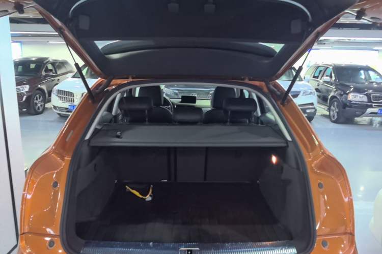 Used Audi Q3 2015 35 TFSI quattro Technology Edition Trunk
