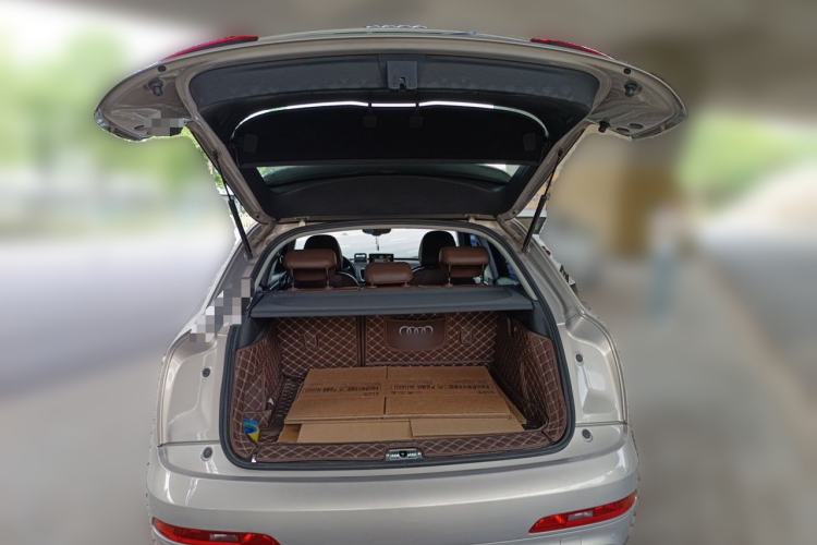 Used Audi Q3 2015 35 TFSI Comfort Model Trunk