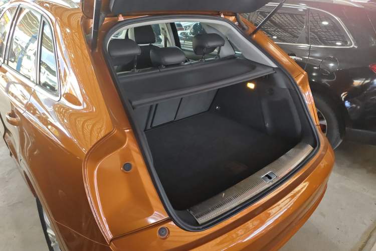 Used Audi Q3 2015 35 TFSI quattro Technology Edition Trunk