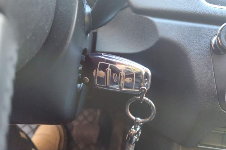 Used Audi Q3 2015 30 TFSI Ambition Edition Vehicle Key