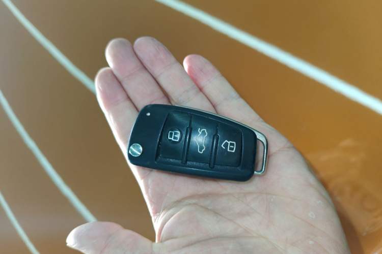 Used Audi Q3 2015 30 TFSI Ambition Edition Vehicle Key