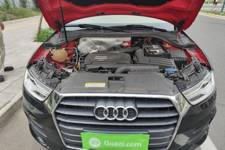 Used Audi Q3 2016 35 TFSI Fashion Model Engine Bay