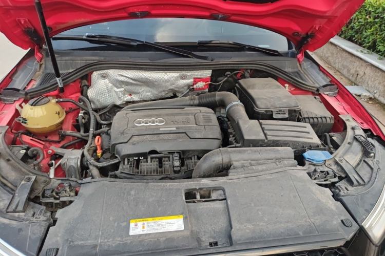 Used Audi Q3 2016 35 TFSI Fashion Model Engine Bay