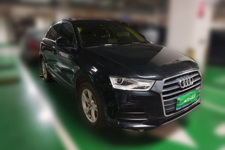 Used Audi Q3 2016 30 TFSI Fashion Model Front Right 45 Deg