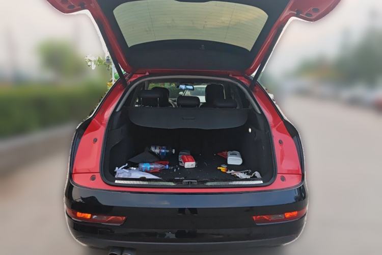 Used Audi Q3 2016 35 TFSI Fashion Model Trunk