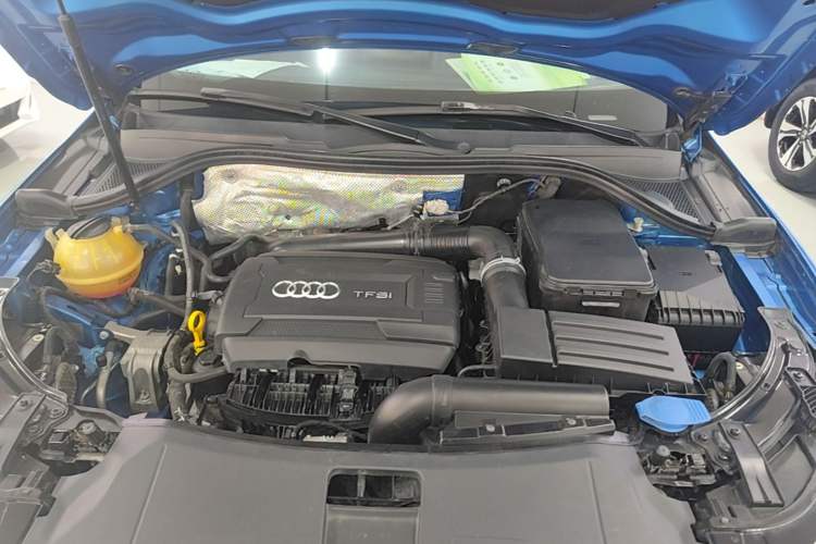 Used Audi Q3 2016 35 TFSI Fashion Model Engine Bay