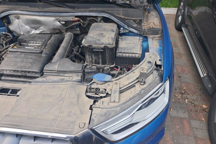 Used Audi Q3 2016 30 TFSI Fashion Model Engine Bay Left