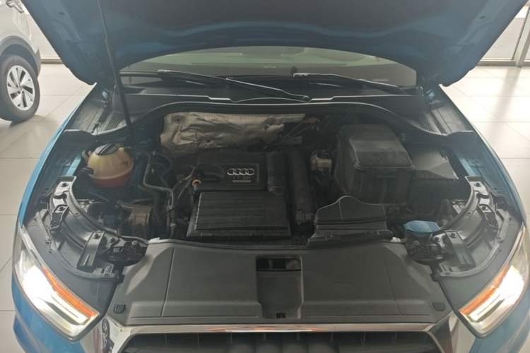Used Audi Q3 2016 30 TFSI Fashion Model Engine Bay