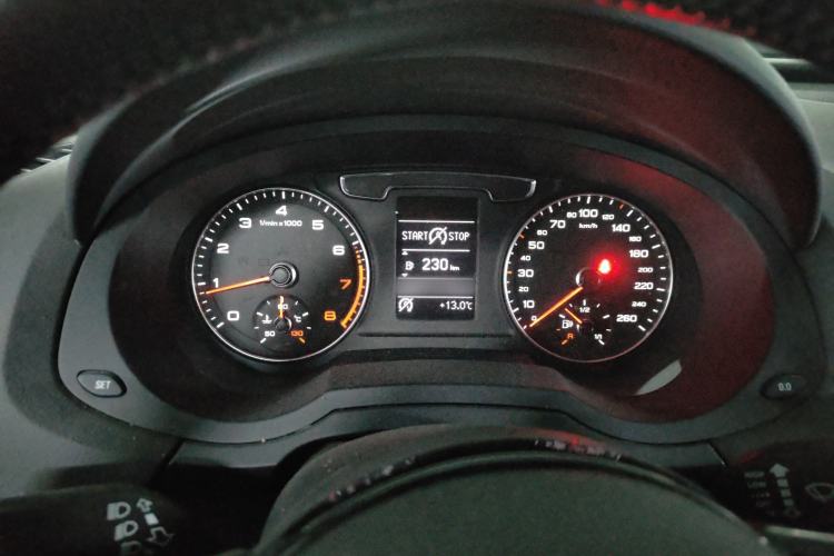 Used Audi Q3 2016 35 TFSI Fashion Model Instrument Cluster
