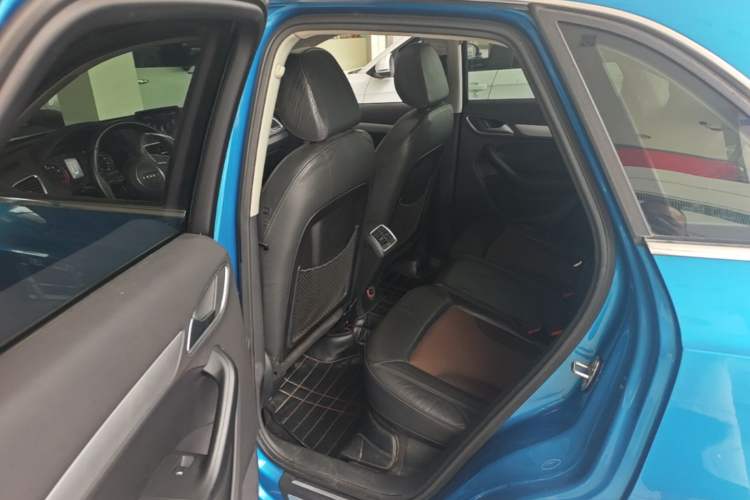 Used Audi Q3 2016 30 TFSI Fashion Model Left Rear Seat