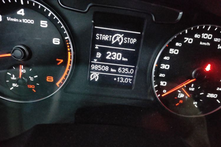 Used Audi Q3 2016 35 TFSI Fashion Model Odometer Close Up