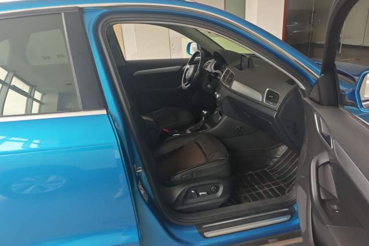 Used Audi Q3 2016 30 TFSI Fashion Model Right Front Seat
