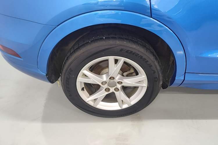 Used Audi Q3 2016 35 TFSI Fashion Model Right Rear Wheel Hub