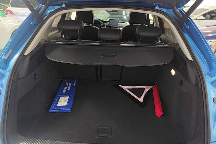 Used Audi Q3 2016 35 TFSI Fashion Model Trunk